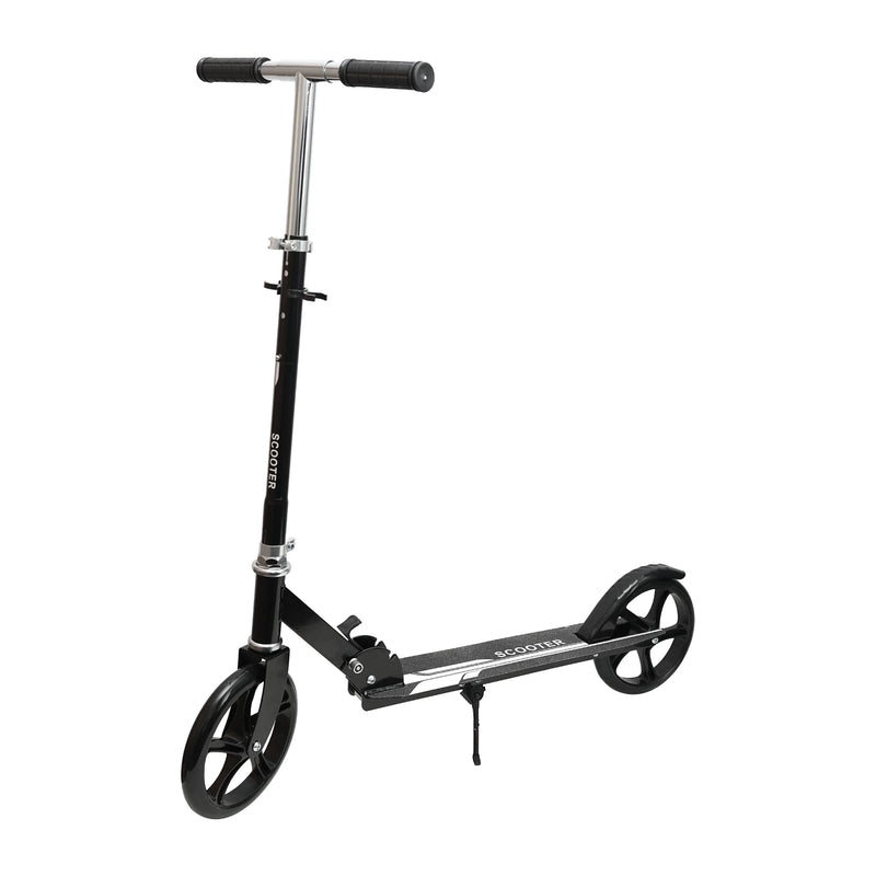 Patinetes com rodas dobráveis para adultos e crianças.
